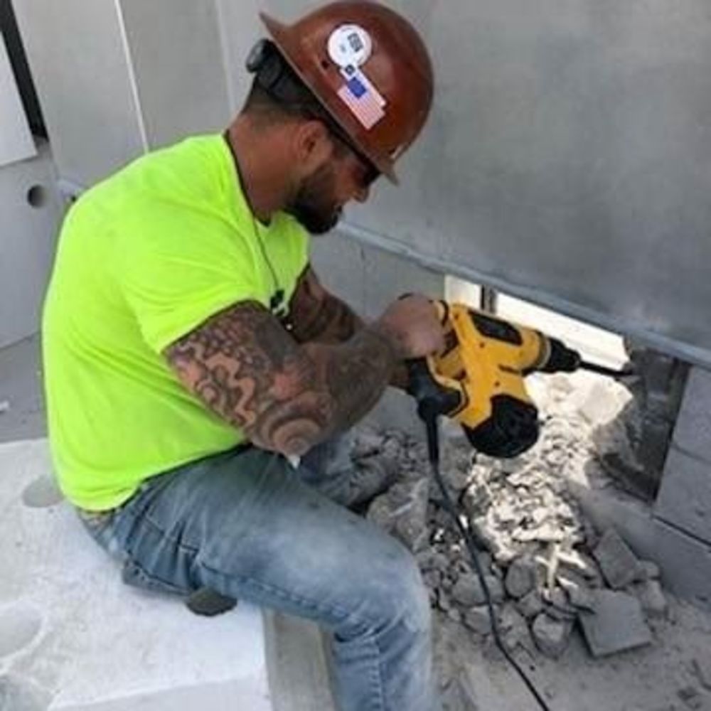 Meet your Posher, Derrick